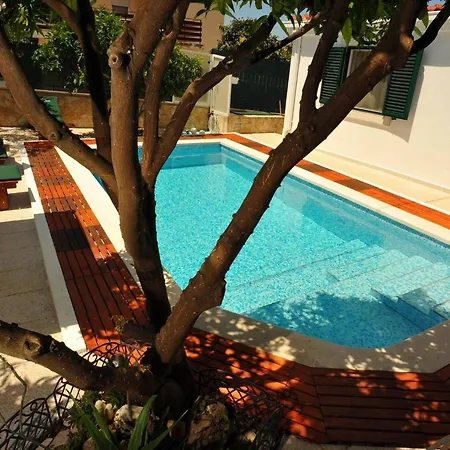 Anni-two Bedroom With Terrace A1 Daire Sutivan